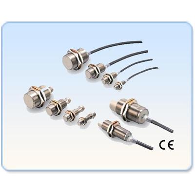 Cảm biến tiệm cận Omron E2EM - Loại khoảng cách phát hiện xa