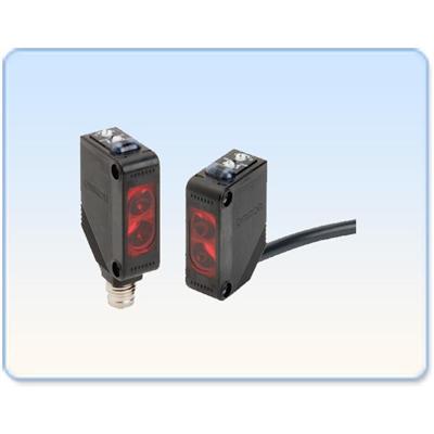 Cảm biến quang Omron E3Z-B - Loại phát hiện vật trong suốt