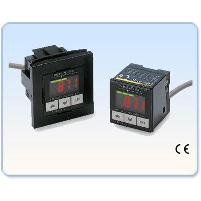 Cảm biến áp suất Omron E8F2 - Loại có hiển thị
