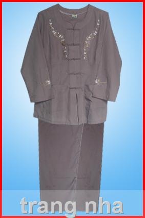 Cổ khoá thêu