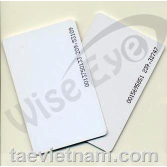 Thẻ cảm ứng trắng mỏng 125 KHz 0.8 mm  The cam ung trang mong 125 KHz 0.8 mm