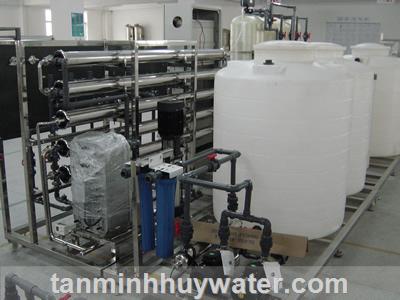 Hệ thống sản xuất nước uống đóng chai 3