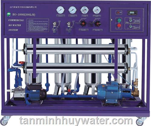 Hệ thống sản xuất nước uống đóng chai 4