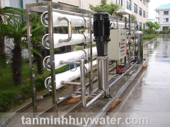 Hệ thống sản xuất nước uống đóng chai 7