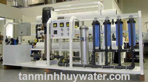 Hệ thống sản xuất nước uống đóng chai 9