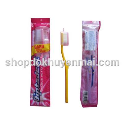 Bàn chải đánh răng Ciptadent có nắp đậy