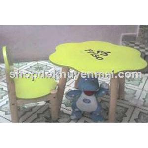 Bộ bàn ghế Friso bằng gỗ cao cấp cho bé - Gỗ Nam Hoa