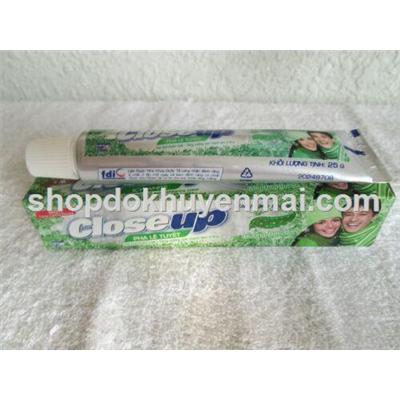Kem đánh răng Close Up pha lê tuyết 25g