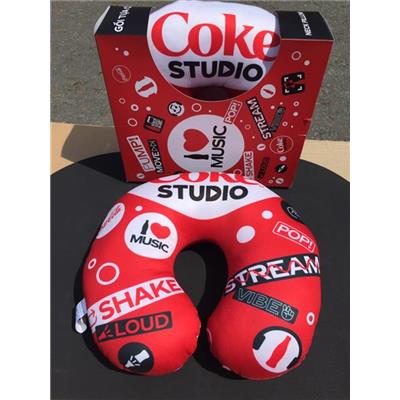 Gối Tựa Cổ Coke Studio - Kt: (29 x 27 x 8) cm - Quà Coca Cola