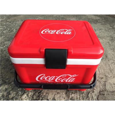 ĐỎ: Thùng Đá Chữ Nhật Coca Cola 8 Lít Có Quai Xách - Kt: (28 x 22 x 22.5) cm