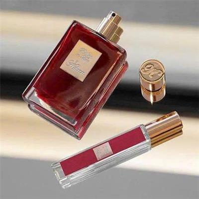 Nước Hoa Nữ KILIAN ROLLING IN LOVE Chai Chiết 10ml Vòi Xịt