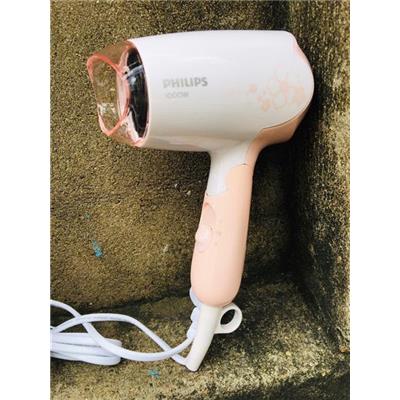Máy Sấy Tóc Philips HP8108 Gấp Gọn, Sấy Mát Và Nóng  May Say Toc Philips HP8108 Gap Gon, Say Mat Va Nong