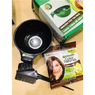 Combo 2 GÓI + 1 BỘ DỤNG CỤ NHUỘM: Kem Nhuộm Tóc Chuẩn Màu Garnier Color Naturals Ultra Colors