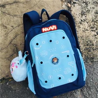 Balo Thủ Lĩnh Sáng Tạo NUVI HUY HIỆU Mùa 7 MÀU XANH