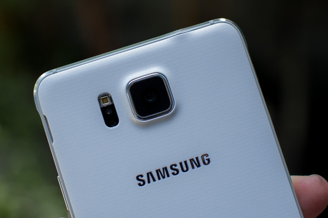 Ban Samsung Galaxy Alpha Gia Tot Tai TpHCM