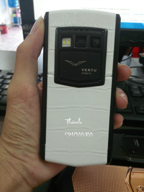 Ban Vertu Ti Cam Ung White Black Fake