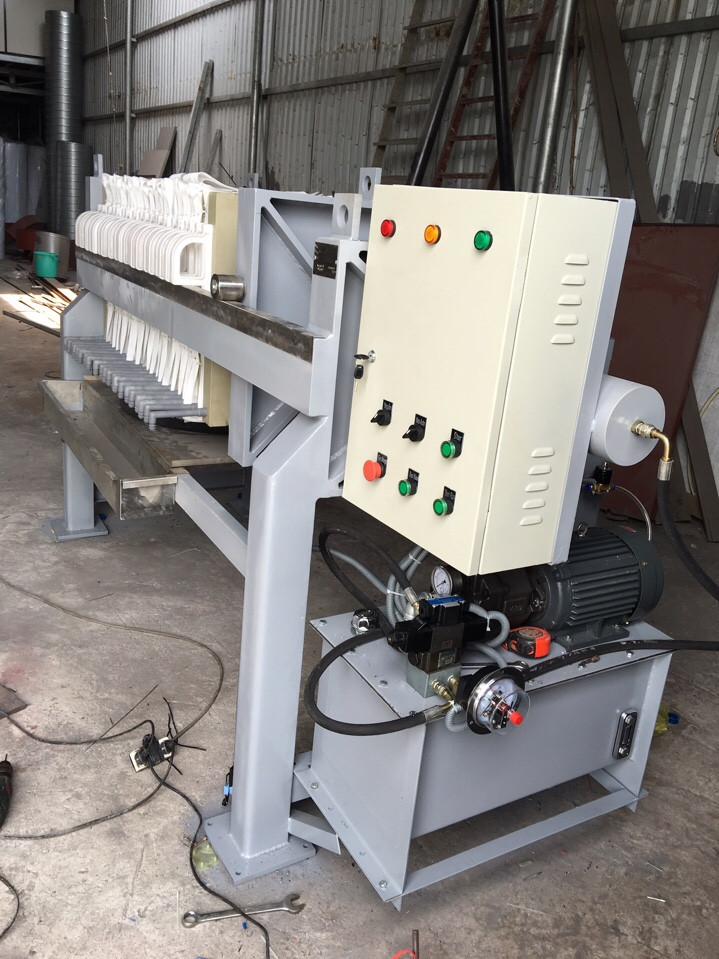 Máy ép bùn khung bản tại Đồng Nai Máy ép bùn khung bản tại Đồng Nai